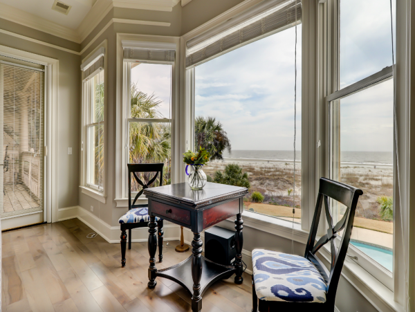 Oceanfront Vacation Rental with Panoramic Views