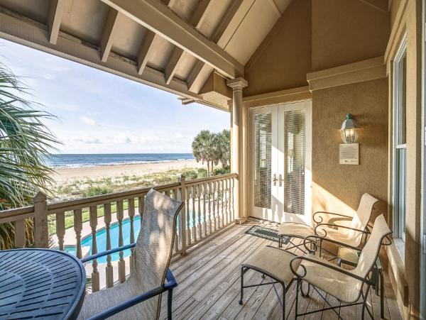 Oceanfront Vacation Rental with Panoramic Views