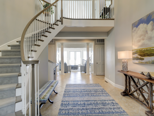 Oceanfront Vacation Rental with Panoramic Views