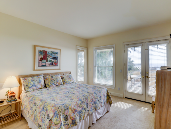 Oceanfront Vacation Rental with Panoramic Views