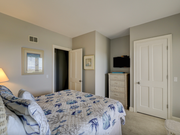 Oceanfront Vacation Rental with Panoramic Views