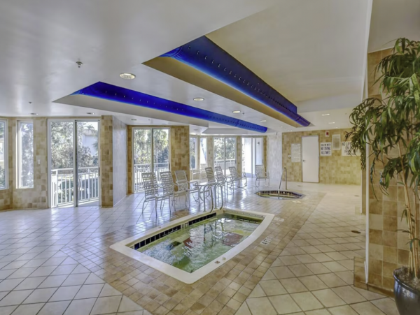 Luxury Three Bedroom Vacation Villa 2nd Floor Lovely