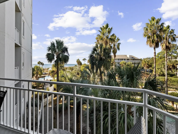 Luxury Three Bedroom Vacation Villa 2nd Floor Lovely