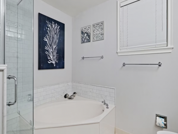 Luxury Three Bedroom Vacation Villa 2nd Floor Lovely