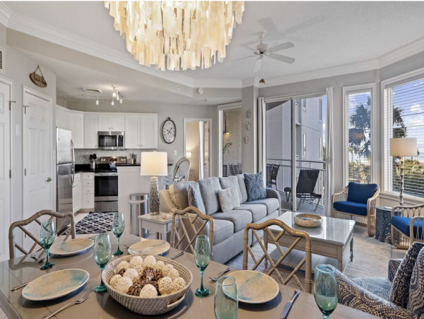 Luxury Three Bedroom Vacation Villa 2nd Floor Lovely