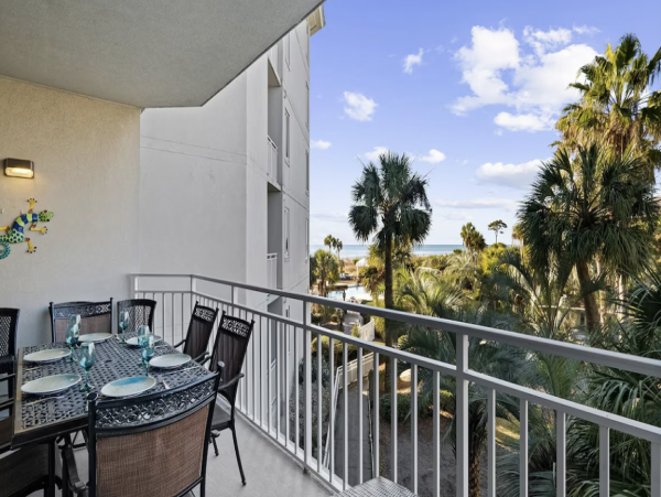 Luxury Three Bedroom Vacation Villa 2nd Floor Lovely