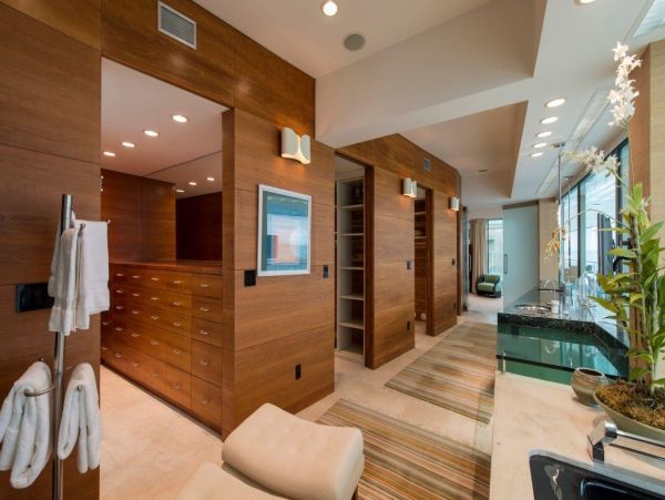 Malibu Luxury Five Bedroom Vacation Villa