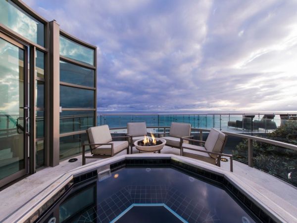 Malibu Luxury Five Bedroom Vacation Villa
