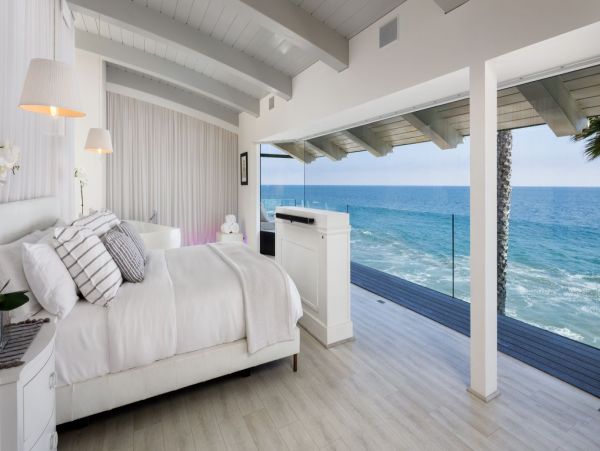 Immaculate Oceanfront Malibu Luxury Rental Private Pool