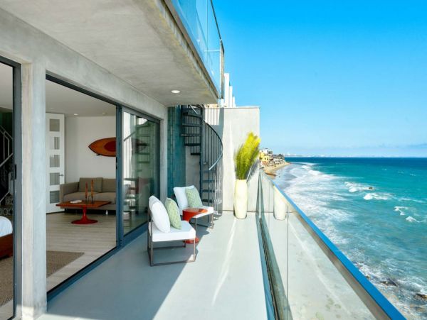 Malibu Oceanfront Luxury Vacation Villa
