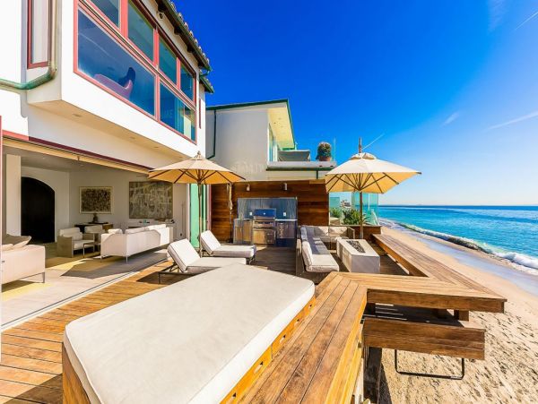 La Costa Beach Ultra-chic and Colorful Estate