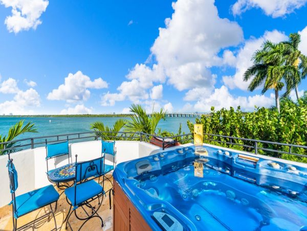 Miami Beach Home 993853