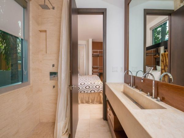 Miami Beach Home 993854