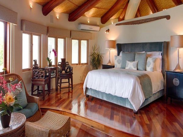 On Beach Kailua Vacation Estate Seven Bedroom