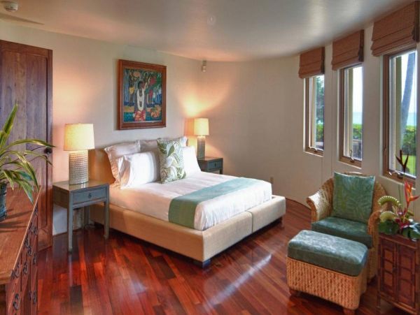 On Beach Kailua Vacation Estate Seven Bedroom