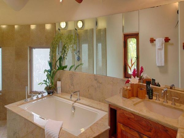 On Beach Kailua Vacation Estate Seven Bedroom