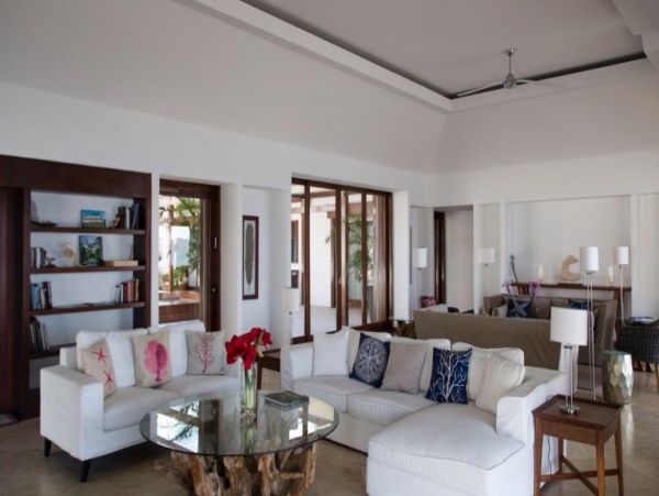 St. Barts Home 993925