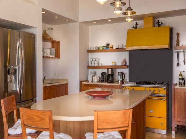 St. Barts Home 993925