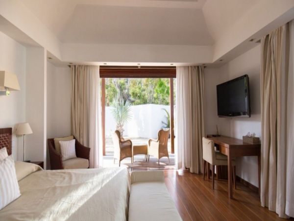 St. Barts Home 993925