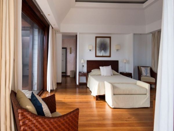 St. Barts Home 993925
