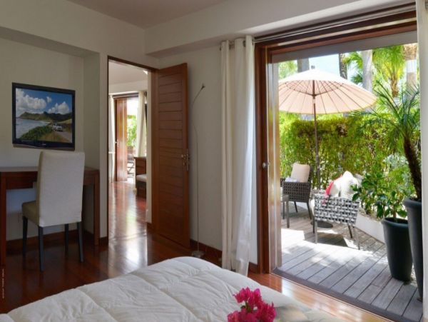 St. Barts Home 993925