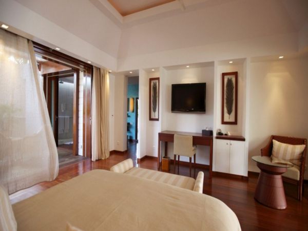 St. Barts Home 993925