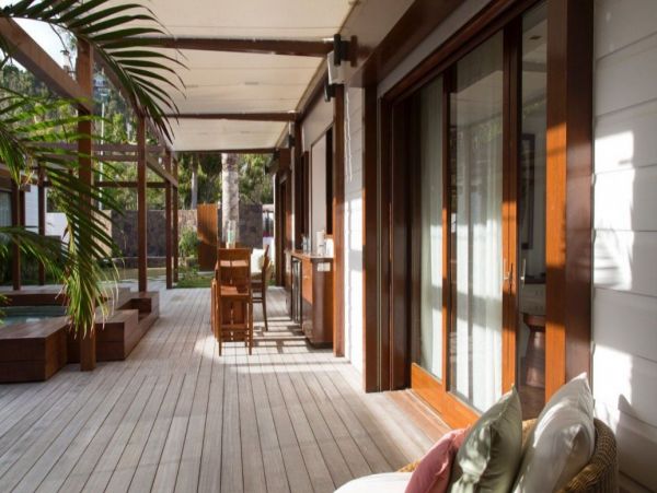 St. Barts Home 993925