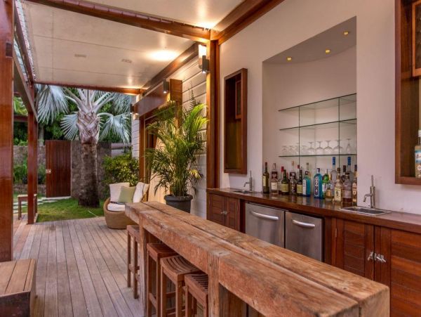 St. Barts Home 993925