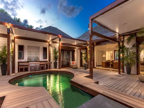 St. Barts Home 993925