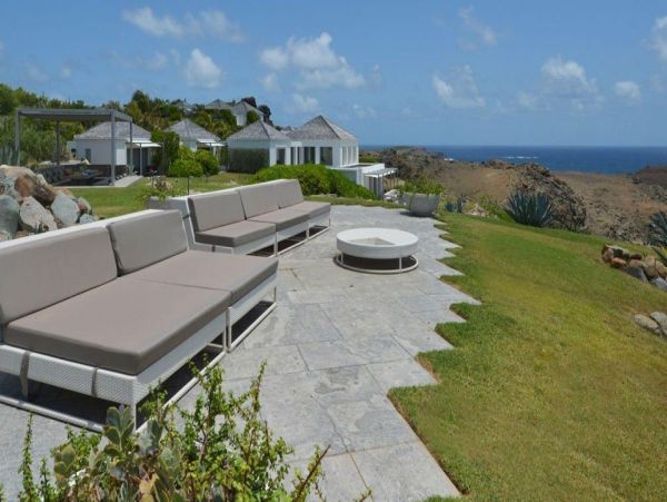 St. Barts Home 993927