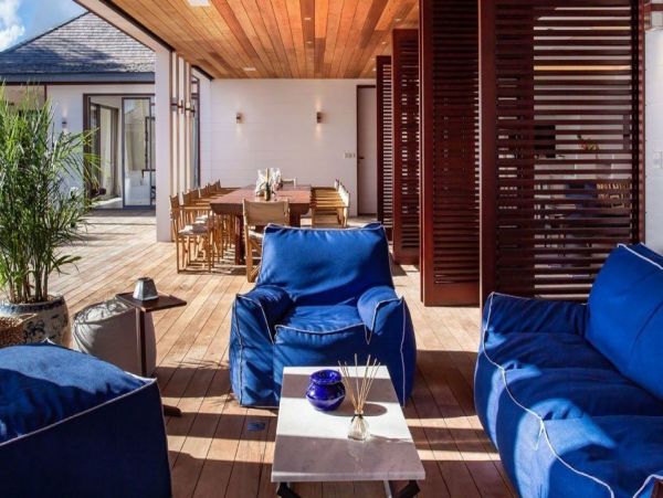 St. Barts Home 993928