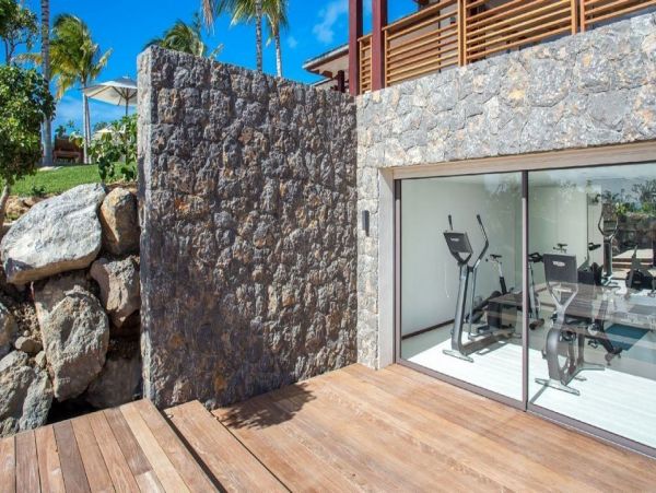 St. Barts Home 993928