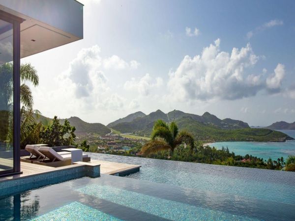 St. Barts Home 993929
