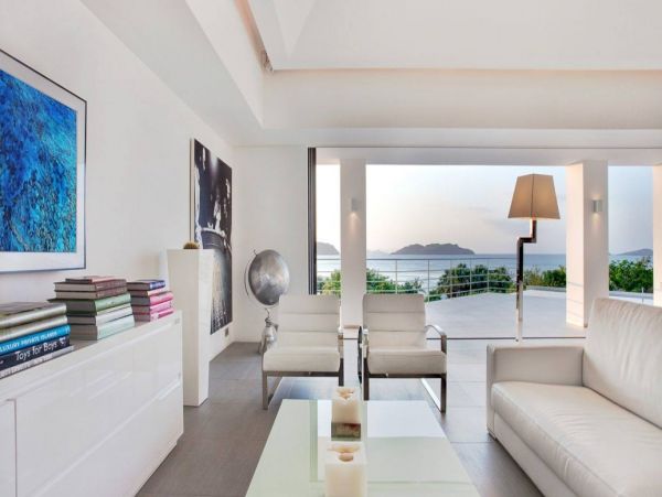 St. Barts Home 993932