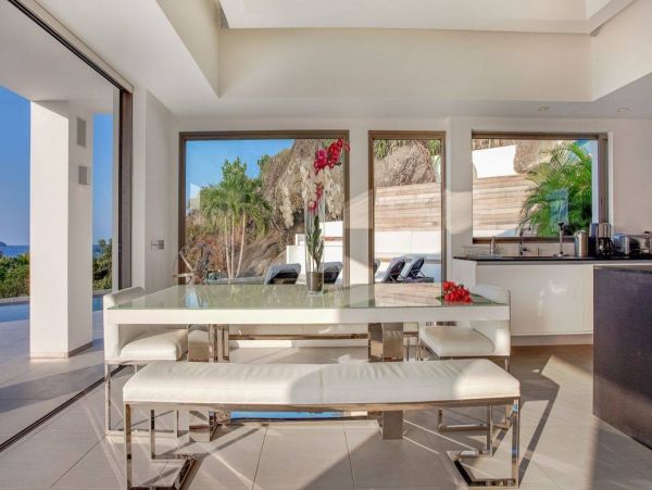St. Barts Home 993932