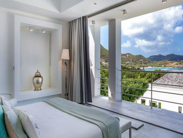 St. Barts Home 993932