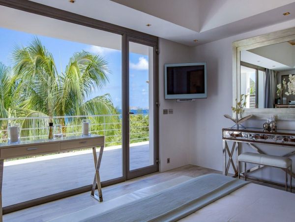 St. Barts Home 993932