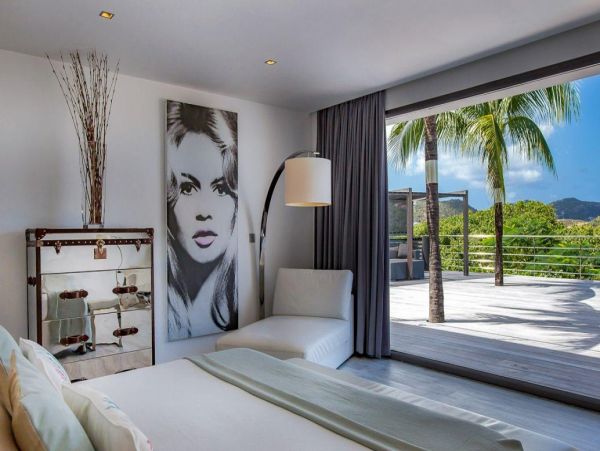 St. Barts Home 993932