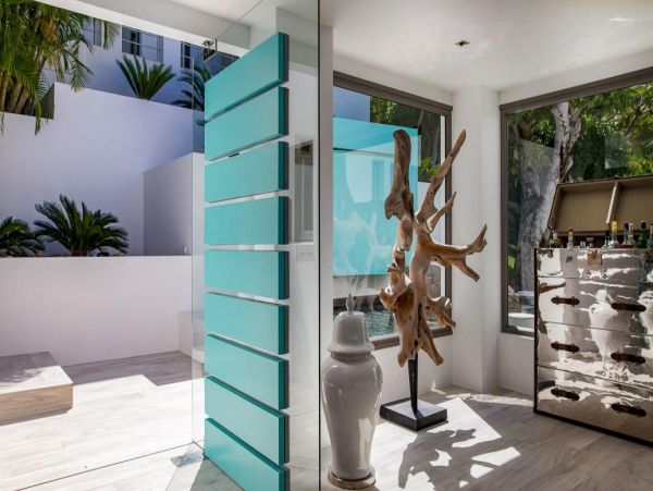 St. Barts Home 993932