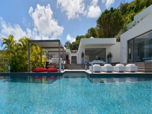 St. Barts Home 993934