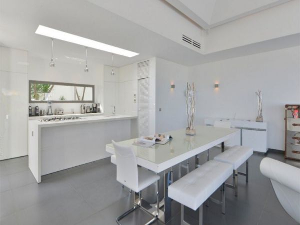 St. Barts Home 993934