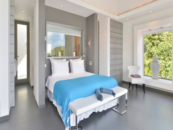 St. Barts Home 993934