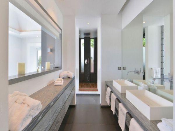 St. Barts Home 993934
