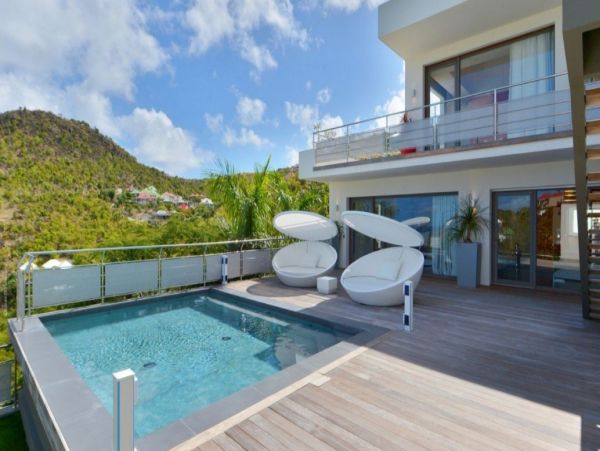 St. Barts Home 993934