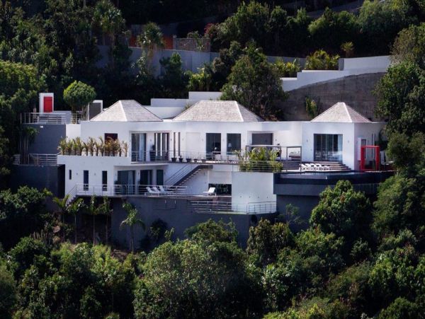 St. Barts Home 993934