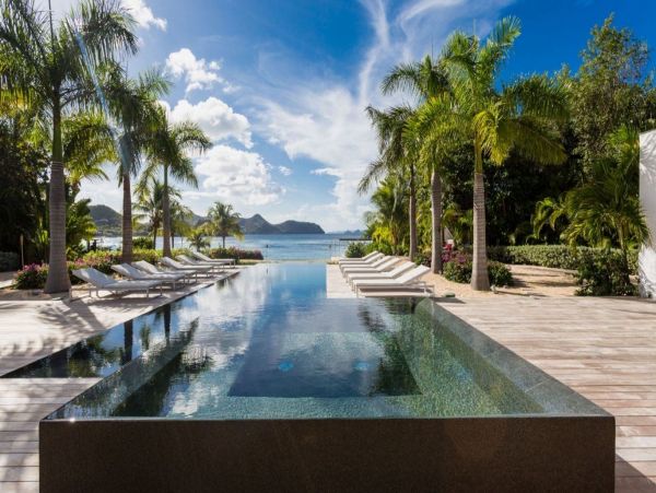 St. Barts Home 993935