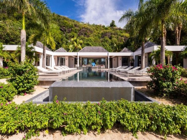 St. Barts Home 993935