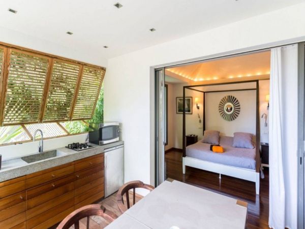 St. Barts Home 993935