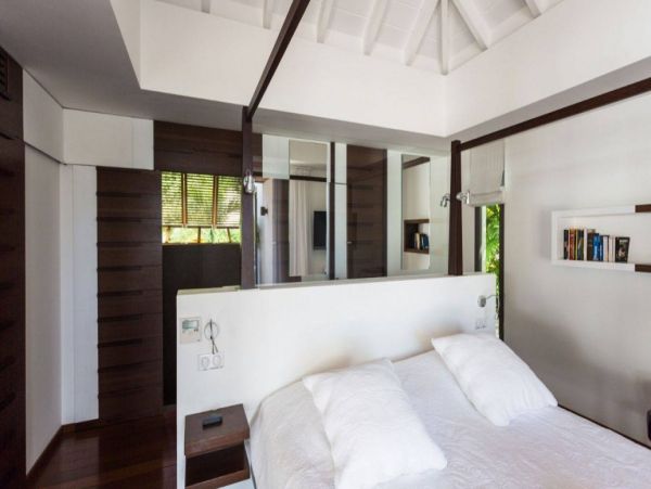 St. Barts Home 993935