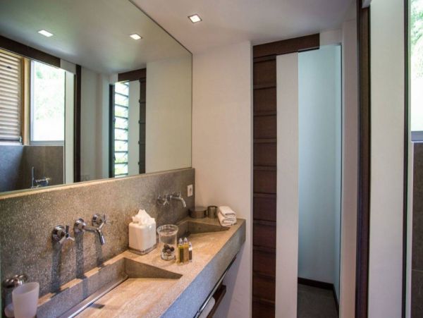 St. Barts Home 993935